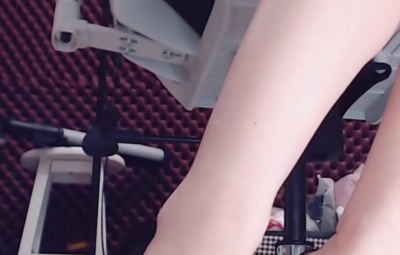 秋水 桌底视角御姐孔雀鱼半剧场~