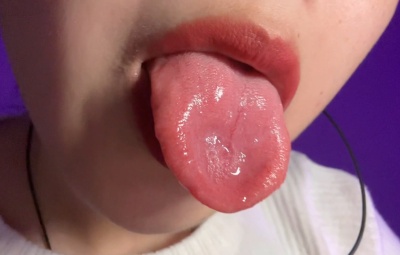 小灿助眠 近距离甜💧屏幕