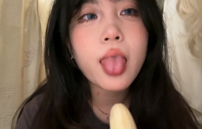 槑十三(小也睡不醒)香蕉