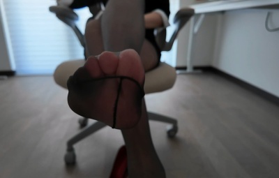 小一熟了 女上司的潜规则