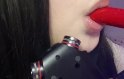 奶油小雾 近距离舔唇釉