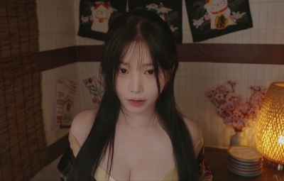 【中文字幕】yoon ying享受套餐菜单 各种吃吃东西的声音