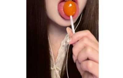 奶油小雾 舔棒棒糖