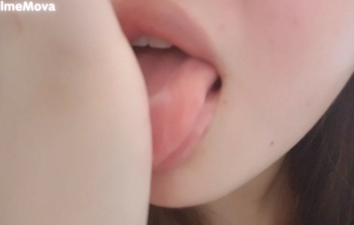 callmemova 舔舐手臂