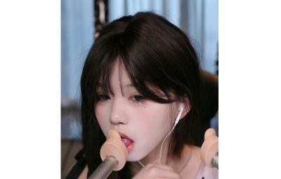 啵啵眠眠 6月相机天鹅